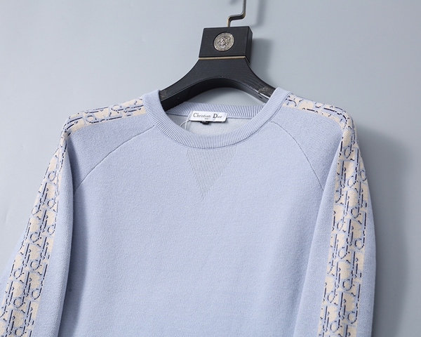 ブランドセーター側面デザイン